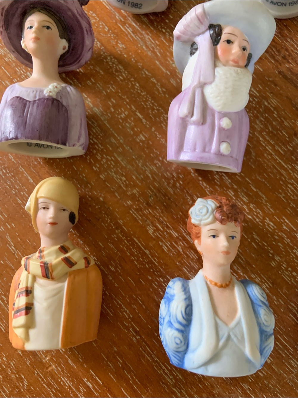 1980s Avon Set of 8 Pastel Porcelain Thimbles - Picture 2 of 16